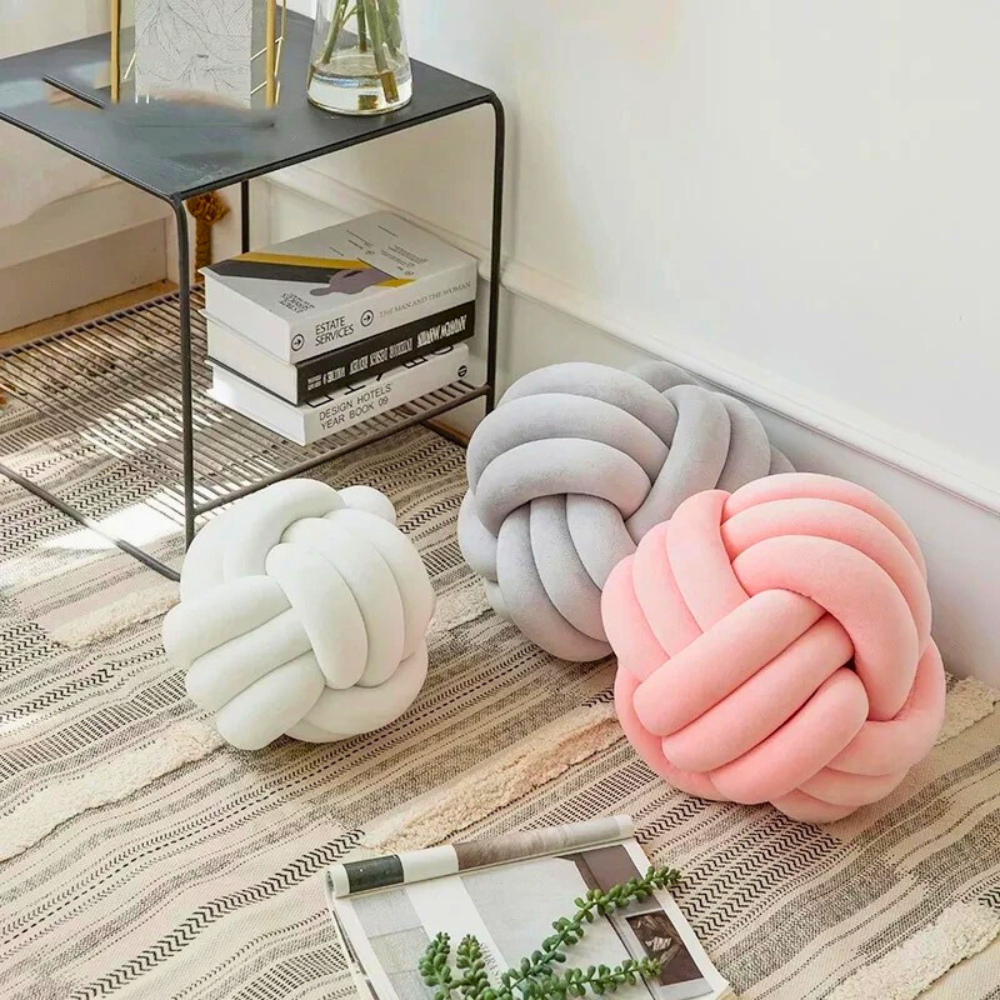 Knotty™ Velvet Anti-Stress-Kissen