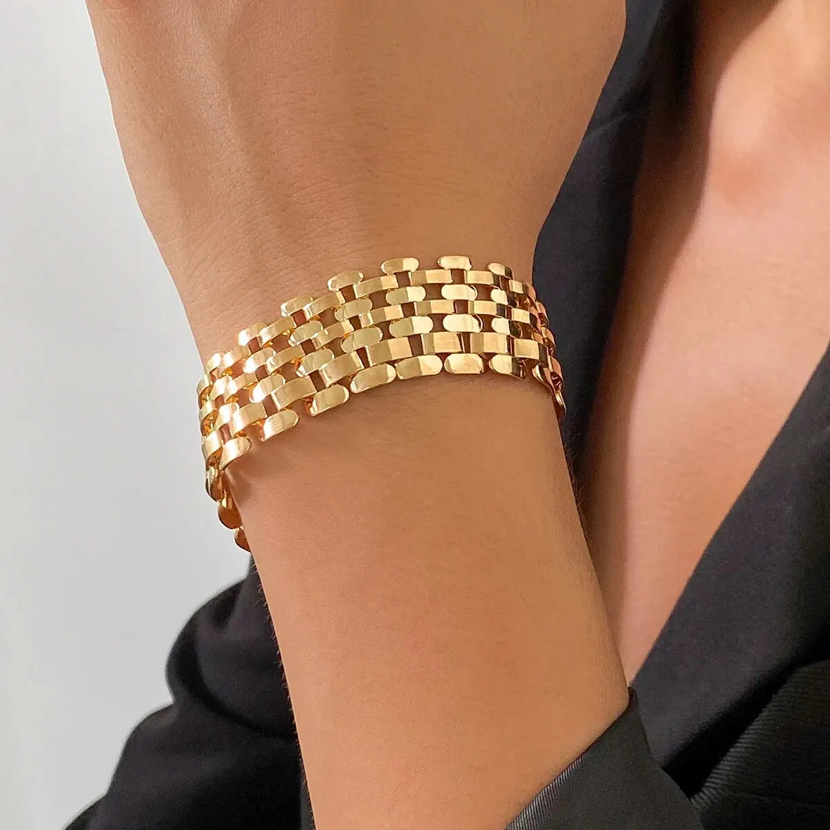 Kubanischer Ziegelsteinschmuck 